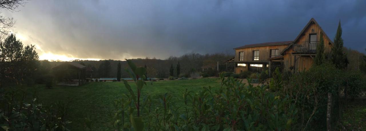 Le Lion D'Or En Perigord Bed and Breakfast Mauzac-et-Grand-Castang Εξωτερικό φωτογραφία