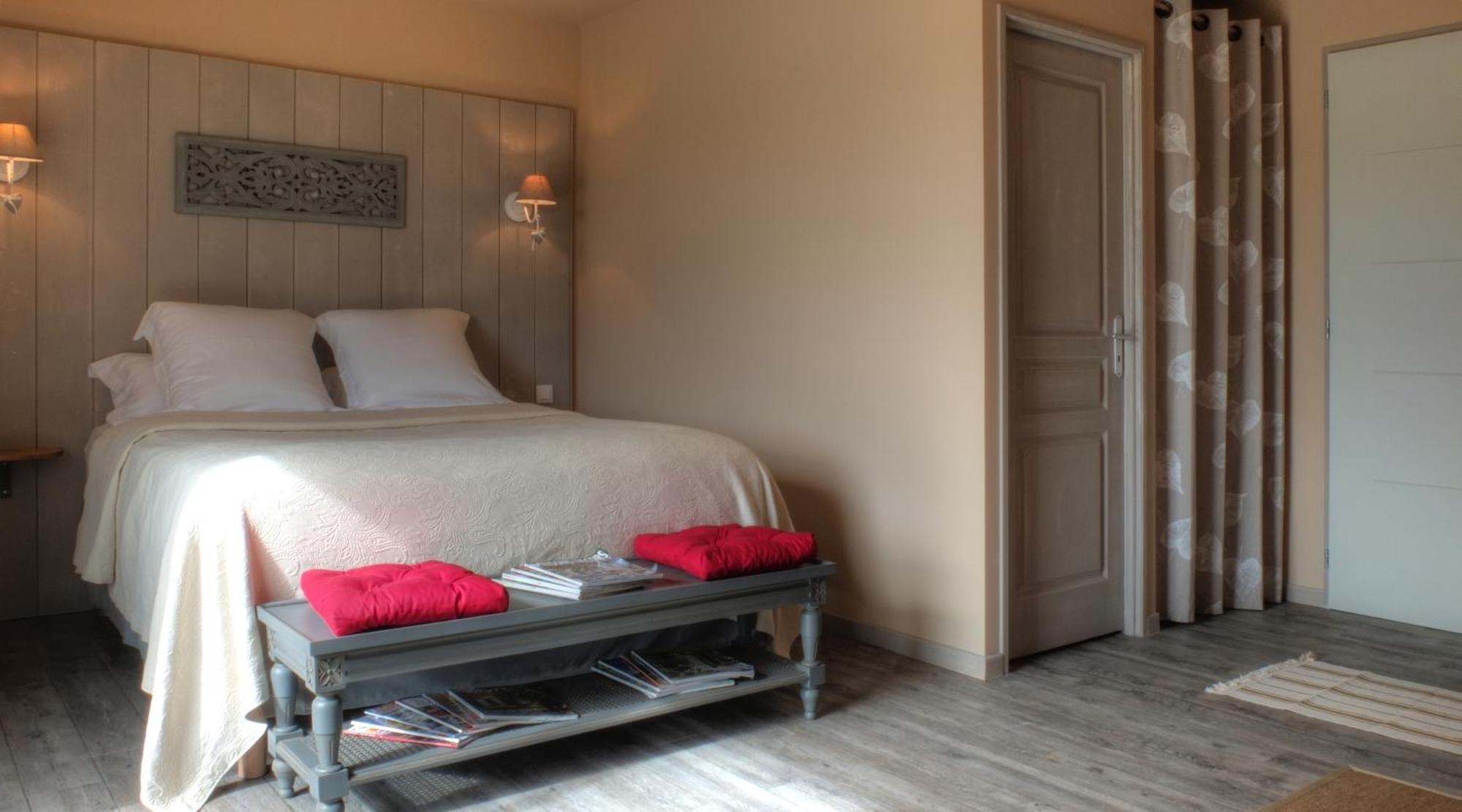 Le Lion D'Or En Perigord Bed and Breakfast Mauzac-et-Grand-Castang Δωμάτιο φωτογραφία