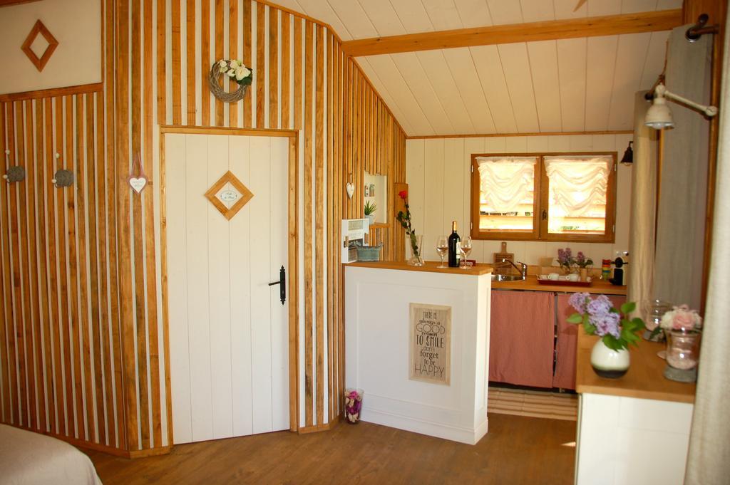 Le Lion D'Or En Perigord Bed and Breakfast Mauzac-et-Grand-Castang Εξωτερικό φωτογραφία