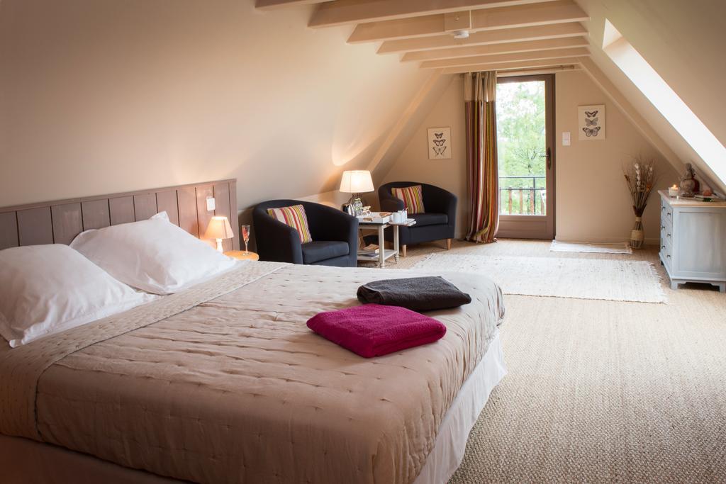 Le Lion D'Or En Perigord Bed and Breakfast Mauzac-et-Grand-Castang Εξωτερικό φωτογραφία